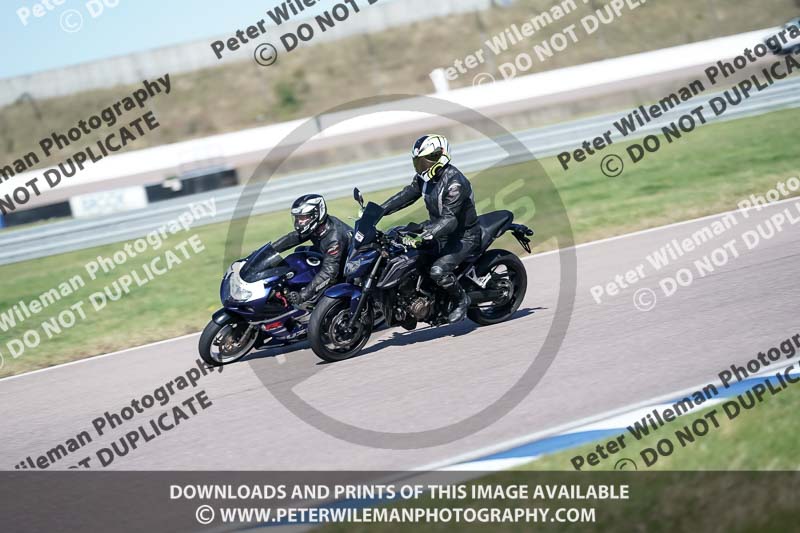 Rockingham no limits trackday;enduro digital images;event digital images;eventdigitalimages;no limits trackdays;peter wileman photography;racing digital images;rockingham raceway northamptonshire;rockingham trackday photographs;trackday digital images;trackday photos